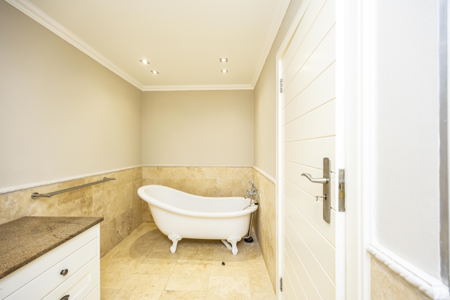 To Let 3 Bedroom Property for Rent in Selborne Eastern Cape